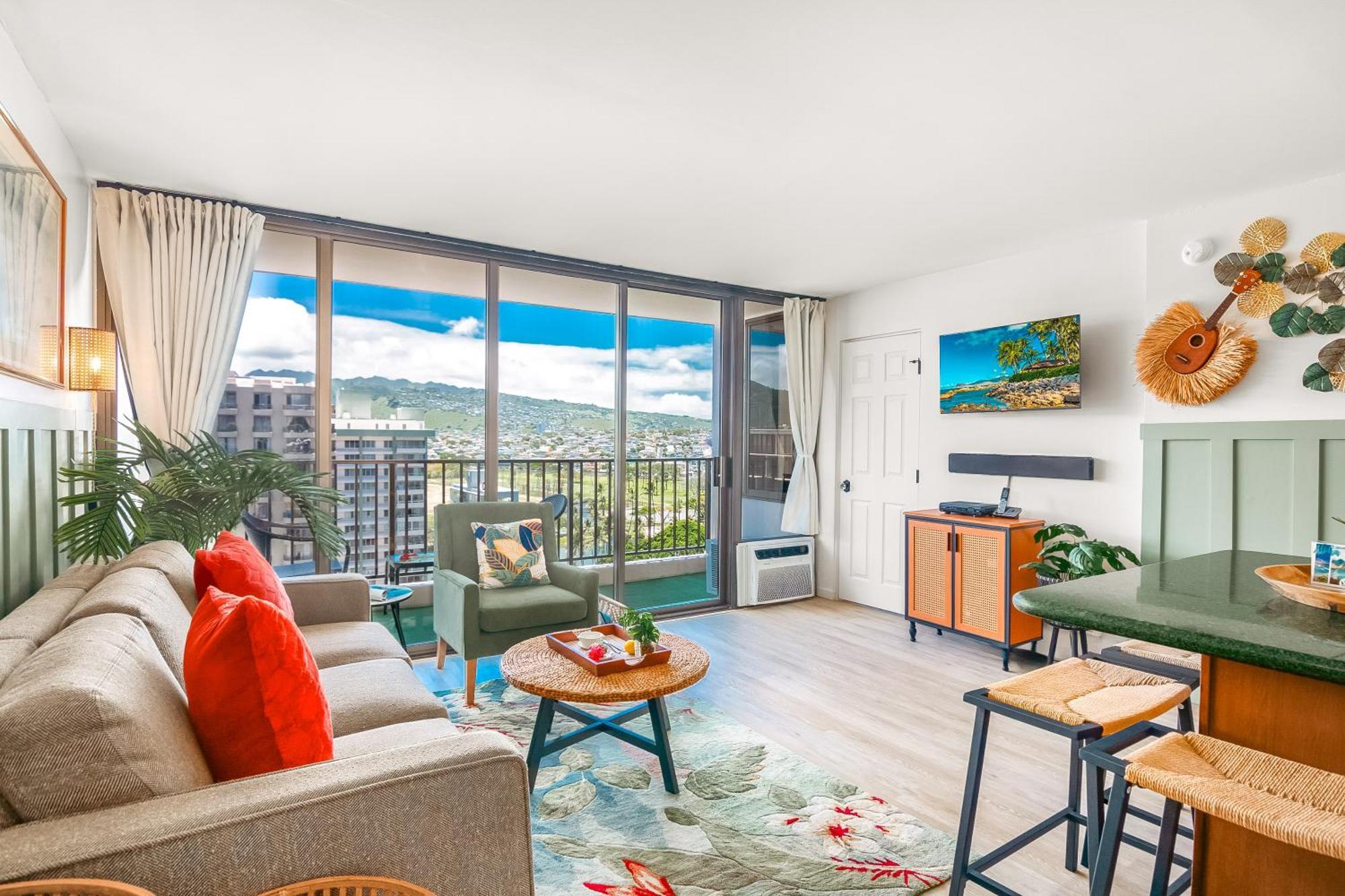Mountain View Condo W/ King-Size Bed, Free Parking Гонолулу Экстерьер фото