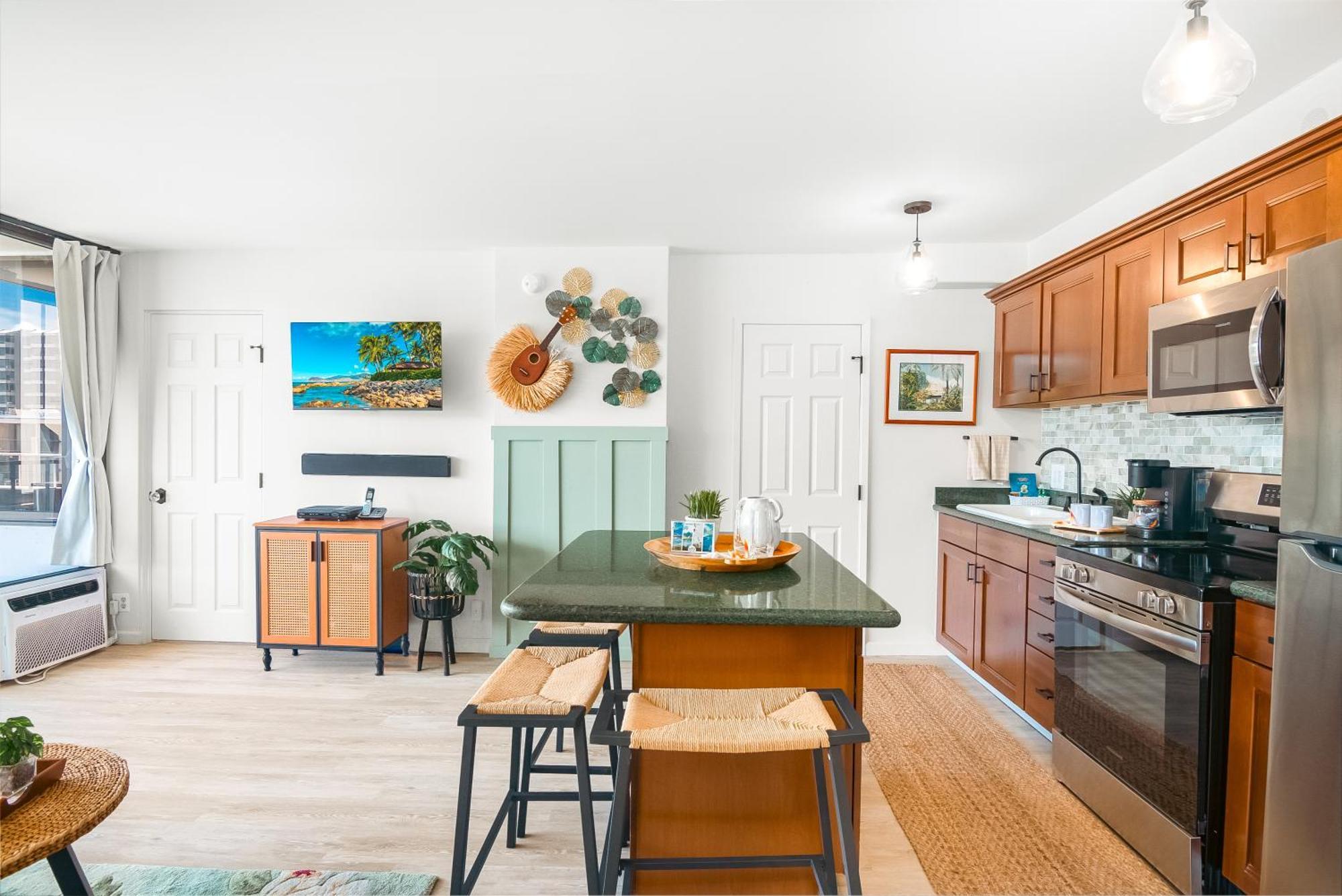 Mountain View Condo W/ King-Size Bed, Free Parking Гонолулу Экстерьер фото